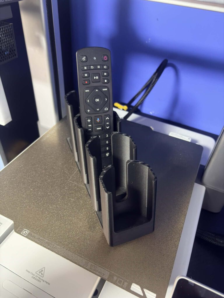 Távirányító tartó